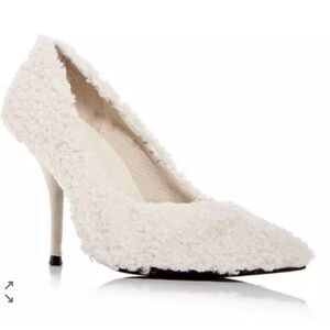 Convince-F Pump in Ivory
JEFFREY CAMPBELL